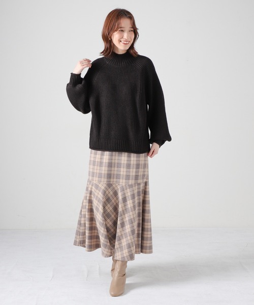 Honeys（ハニーズ）の「ハイネックトップス（ニット/セーター・レディース・アイボリー/イエロー/グリーン/ブラック/ピンク/ホワイト×ネイビー・S/L/M）」の11枚目の写真