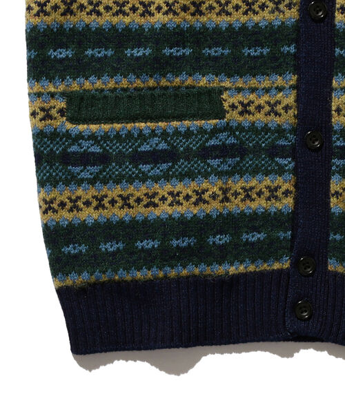 BEAMS PLUS（ビームスプラス）の「BEAMS PLUS / インディゴ フェアアイル ニット ボタン ベスト（ベスト・メンズ・ブラウン/グリーン/その他/グレー・SMALL/MEDIUM/LARGE/X-LARGE）」の21枚目の写真