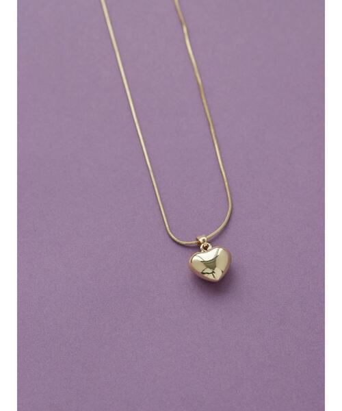 AMERICAN HOLIC（アメリカンホリック）の「ぷっくりハートトップネックレス（ネックレス・レディース・ゴールド/シルバー・FREE）」の4枚目の写真