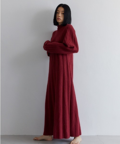 CASA FLINE（カーサフライン）の「リブフレアニットドレス（ワンピース・レディース・ライトグレー/レッド/ベージュ・FREE）」の7枚目の写真