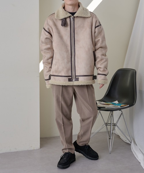 COLONY 2139(コロニートゥーワンスリーナイン)の「ムートンライクB-3(ムートンコート・メンズ・アイボリー/ブラック・MEDIUM/LARGE/X-LARGE)」の4枚目の写真