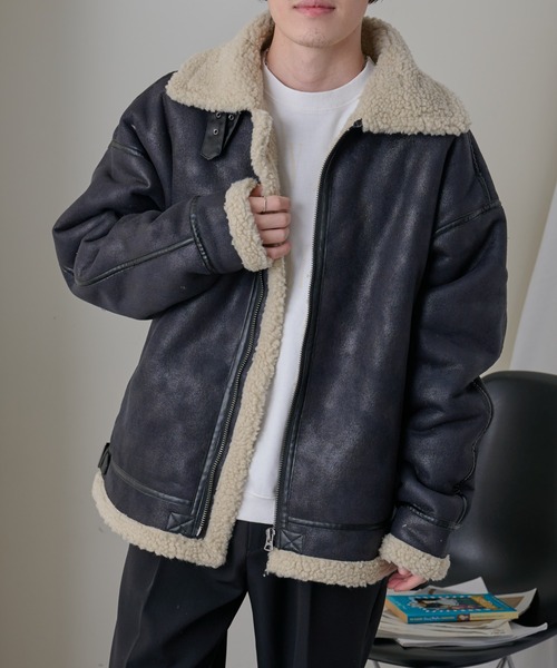 COLONY 2139(コロニートゥーワンスリーナイン)の「ムートンライクB-3(ムートンコート・メンズ・アイボリー/ブラック・MEDIUM/LARGE/X-LARGE)」の21枚目の写真