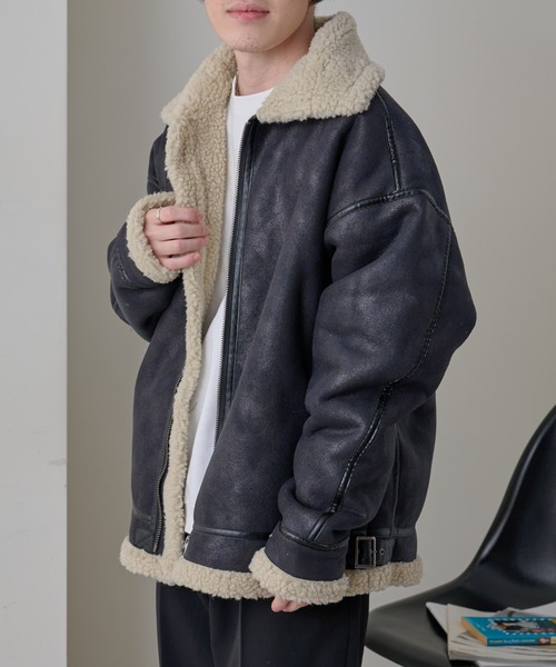 COLONY 2139(コロニートゥーワンスリーナイン)の「ムートンライクB-3(ムートンコート・メンズ・アイボリー/ブラック・MEDIUM/LARGE/X-LARGE)」の22枚目の写真