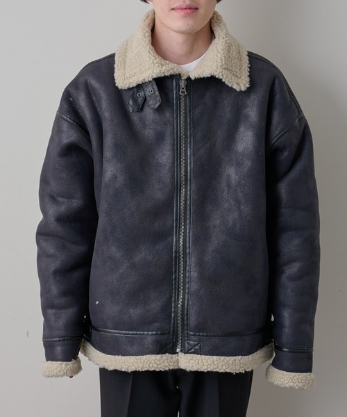 COLONY 2139(コロニートゥーワンスリーナイン)の「ムートンライクB-3(ムートンコート・メンズ・アイボリー/ブラック・MEDIUM/LARGE/X-LARGE)」の5枚目の写真