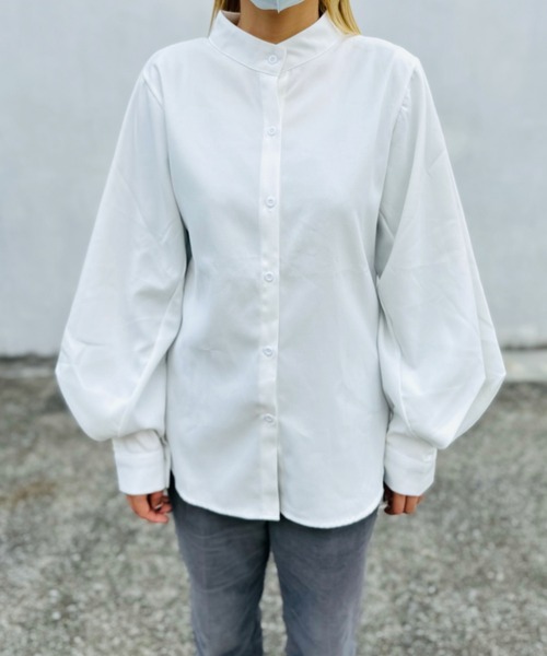 IO(イオ)(イオ)の「IO select / バルーン袖ルーズレギュラーカラーシャツ(シャツ/ブラウス・レディース・ホワイト/ブラック/ベージュ・LARGE/MEDIUM/X-LARGE)」の11枚目の写真