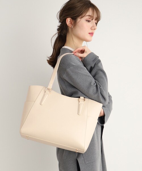 SHOO・LA・RUE（シューラルー）の「◆【通勤/通学】サイドポケットトート【A4】（トートバッグ・レディース・アイボリー/ブラック/グレー・00）」の18枚目の写真