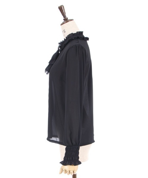 axes femme（アクシーズファム）の「レースジャボ付ハイネックブラウス
