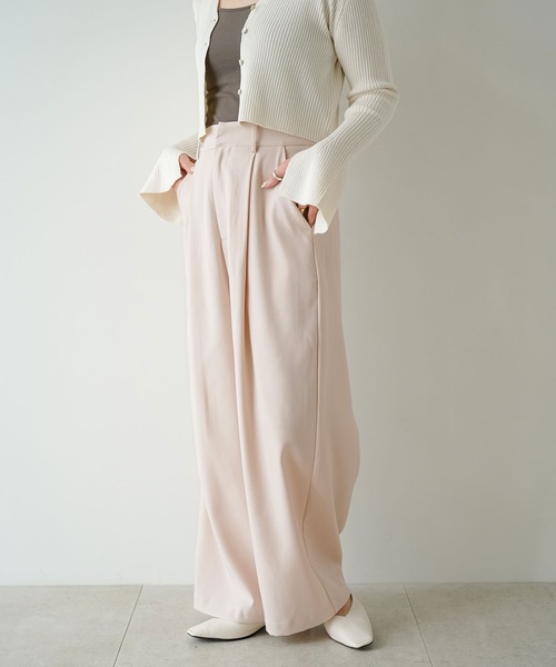 rectangle（レクタングル）の「ハイウエストタックワイドパンツ（その他パンツ・レディース・ブラック/ベージュ/オフホワイト・FREE）」の11枚目の写真