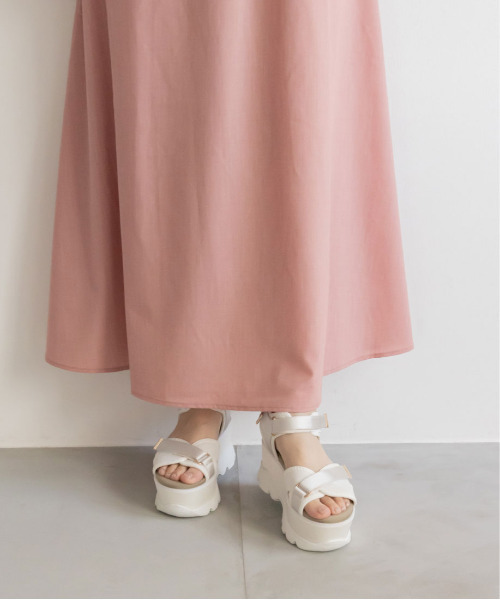 RANDA（ランダ）の「ボリュームソールスポーツサンダル（サンダル・レディース・ダークブラウン/ピンクベージュ/クリーム・LL/S/M/L）」の9枚目の写真