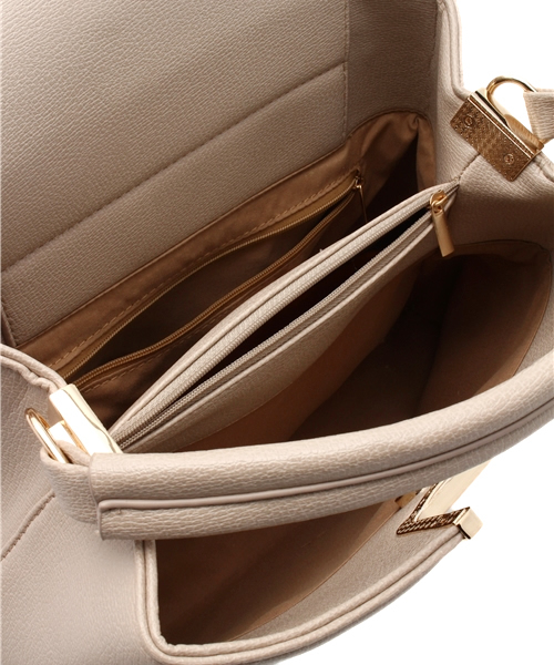 DISCOAT（ディスコート）の「【Discoat】U金具2wayショルダー（ショルダーバッグ・レディース・ベージュ/ブルー/イエロー/ホワイト・ﾌﾘ-）」の13枚目の写真