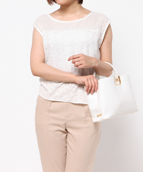 DISCOAT（ディスコート）の「【Discoat】U金具2wayショルダー（ショルダーバッグ・レディース・ベージュ/ブルー/イエロー/ホワイト・ﾌﾘ-）」の5枚目の写真