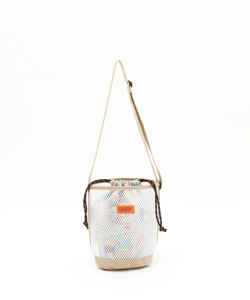 UNIVERSAL OVERALL（ユニバーサルオーバーオール）の「【UNIVERSAL OVERALL / ユニバーサル オーバーオール】ポーチinメッシュショルダー（エコバッグ/サブバッグ・メンズ・ブラック/カーキ/ホワイト・フリー）」の2枚目の写真