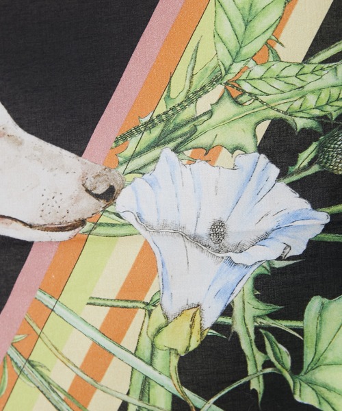 SWASH(スワッシュ)の「【SWASH(スウォッシュ)×ear】バンダナ/スカーフ(ストール/ショール・レディース・ホワイト/ブラック・FREE)」の17枚目の写真