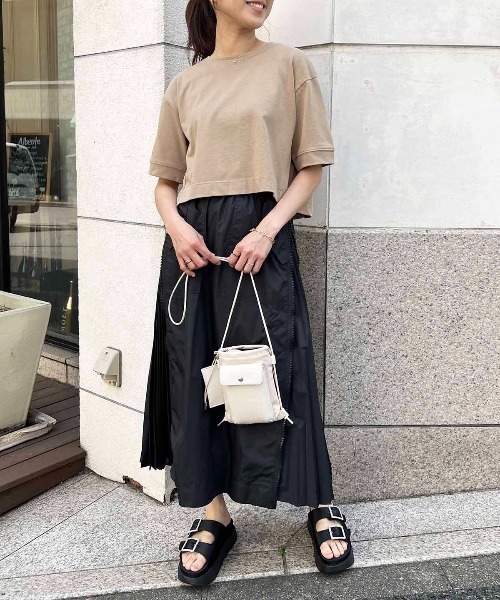 PICCIN(ピッチン)の「クロップドTシャツ(Tシャツ/カットソー・レディース・イエロー/モカ/オフホワイト・M)」の14枚目の写真