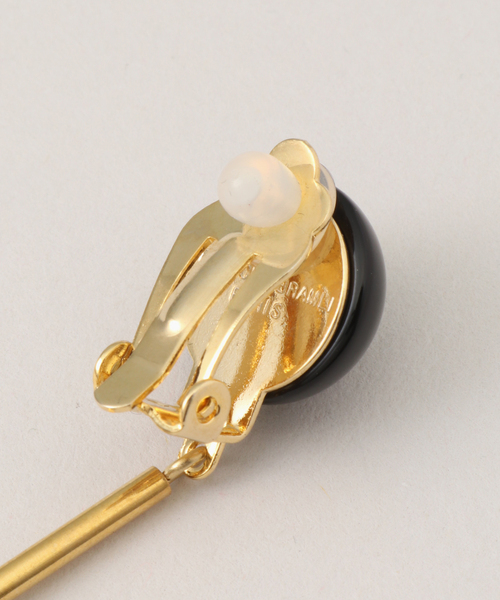 La TOTALITE（ラトータリテ）の「【FRANCINE BRAMLI /フランシンヌ ブラムリ】クリップイヤリンング Vert（イヤリング・レディース・グリーン・FREE）」の2枚目の写真