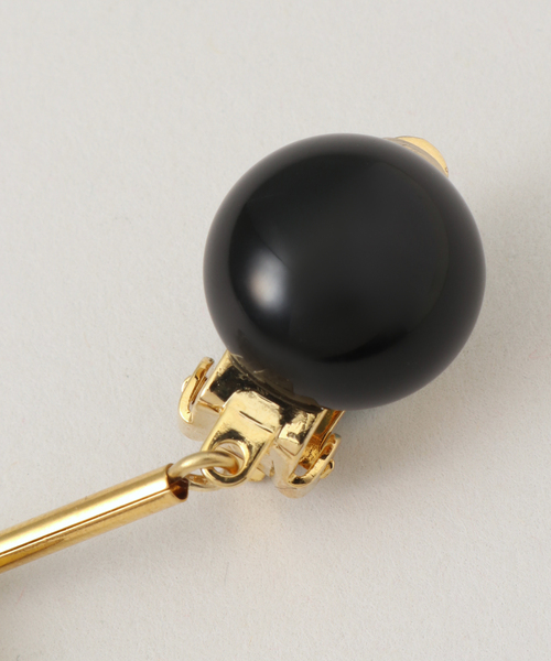 La TOTALITE（ラトータリテ）の「【FRANCINE BRAMLI /フランシンヌ ブラムリ】クリップイヤリンング Vert（イヤリング・レディース・グリーン・FREE）」の4枚目の写真