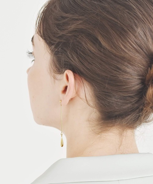 LHME(エルエイチエムイー)の「LHME ロングドロップピアス/サージカルステンレス316L(金属アレルギー対応)(ピアス(両耳用)・レディース・ゴールド/シルバー・ONE SIZE)」の10枚目の写真