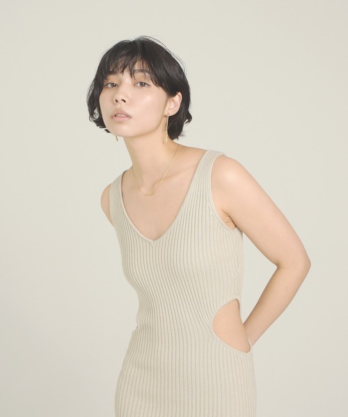 LHME(エルエイチエムイー)の「LHME ロングドロップピアス/サージカルステンレス316L(金属アレルギー対応)(ピアス(両耳用)・レディース・ゴールド/シルバー・ONE SIZE)」の14枚目の写真