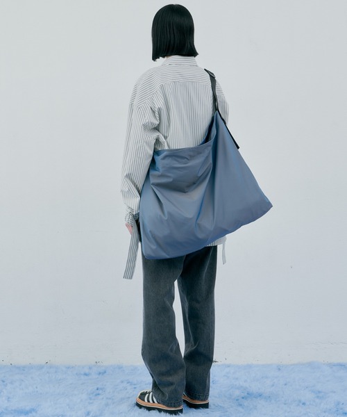 AIVER（アイバー）の「AIVER　イリディセントアウターショルダーバッグ（ショルダーバッグ・メンズ・ブルー/ブラック/グリーン・FREE）」の20枚目の写真