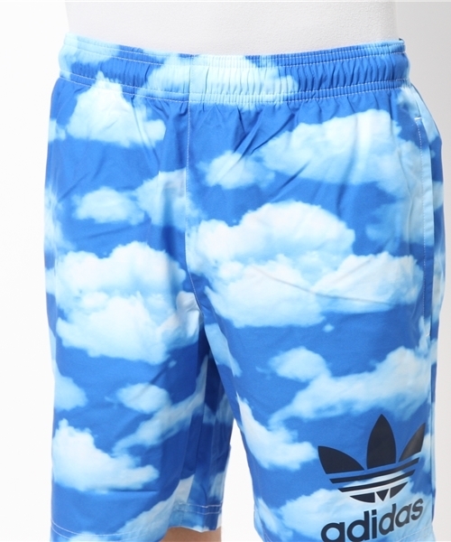 adidas Originals（アディダスオリジナルス）の「メンズ アディダス 雲 青空柄 スイムショーツ adidas CLOUD SWIM SHRT S18778（その他パンツ・メンズ・マルチ・LARGE/X-LARGE/SMALL/MEDIUM）」の5枚目の写真
