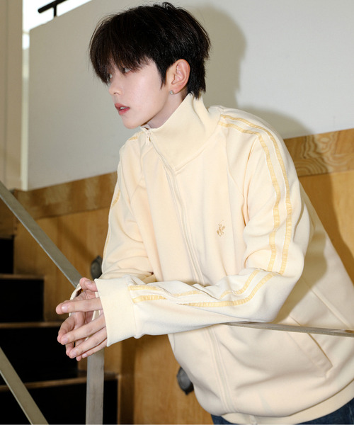 BEVERLY HILLS POLO CLUB（ビバリーヒルズポロクラブ）の「【neos】BEVERLY HILLS POLO CLUB ビバリーヒルズ ポロクラブ ルーズシルエット ライン ジャージ トラックジャケット（ジャージ・メンズ・アイボリー/オレンジ/スミクロ/グレイッシュブルー/ネイビー/グレー/ホワイト系その他/ブラウン/ワインレッド/ブラック系その他・LARGE/MEDIUM/X-LARGE）」の21枚目の写真