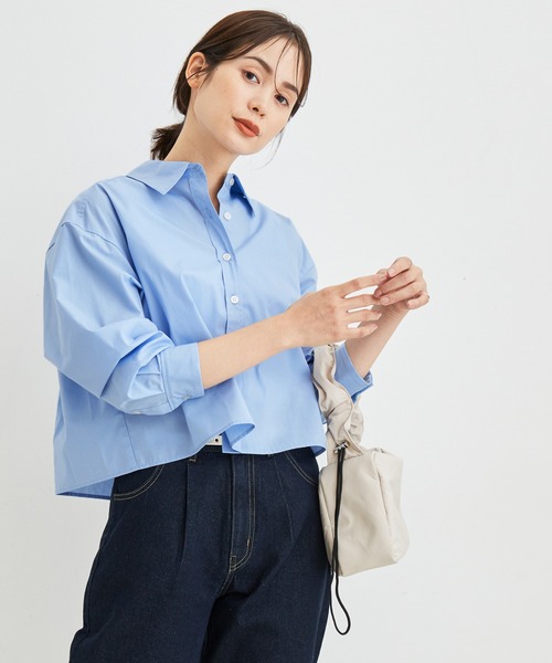 le cercle ADAM ET ROPE'(ルセルクルアダムエロペ)の「TCブロードクロップドレギュラーシャツ(シャツ/ブラウス・レディース・ホワイト/ピンク/ブラック/サックスブルー・FREE)」の4枚目の写真
