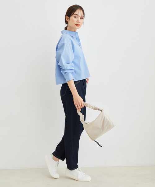 le cercle ADAM ET ROPE'(ルセルクルアダムエロペ)の「TCブロードクロップドレギュラーシャツ(シャツ/ブラウス・レディース・ホワイト/ピンク/ブラック/サックスブルー・FREE)」の6枚目の写真