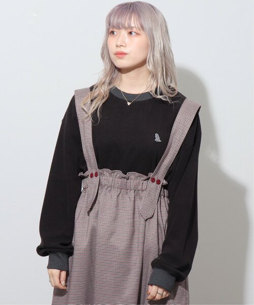 DOUBLE NAME（ダブルネーム）の「ミニ恐竜ワッペンベロアプルオーバー/ユニセックス可（スウェット・レディース・ブラック/パープル/キナリ/グレイッシュベージュ・FREE）」の6枚目の写真