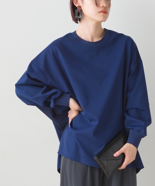 FURRY(ファーリー)の「ポンチローマスリーブ切替プルオーバー(Tシャツ/カットソー・レディース・ブラック/グレイッシュベージュ/ブルー・FREE)」の3枚目の写真