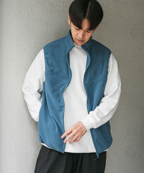 URBAN RESEARCH DOORS（アーバンリサーチドアーズ）の「URD Fleece Vest（ベスト・メンズ・ブラック/ナチュラル/ブルー系その他・MEDIUM/LARGE）」の21枚目の写真