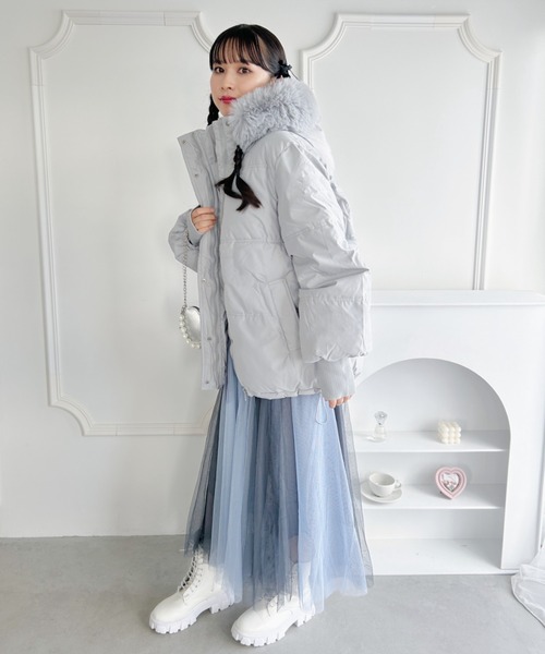 VIANTEグレージュ ダウンジャケット ファーフード付き　：L-LL VIANTEグレージュ ダウンジャケット ファーフード付き ：L-LL ファー