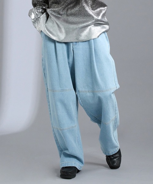 Adoon plain（アドーンプレーン）の「ダブルニーワイドデニムパンツ（デニムパンツ・メンズ・ライトブルー/ブラック・LARGE/MEDIUM/SMALL）」の2枚目の写真