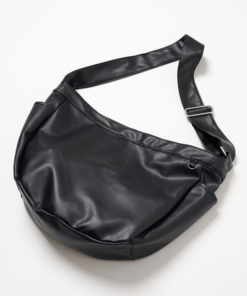 FREAK'S STORE（フリークスストア）の「ヴィーガンレザーニュースペーパーバッグ（ショルダーバッグ・メンズ・ブラック/オフホワイト/グリーン/グレー・ONE SIZE/ﾌﾘ-）」の9枚目の写真