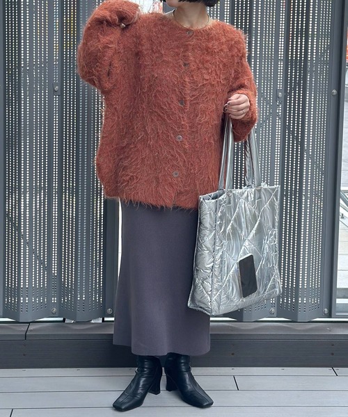 LEPSIM（レプシィム）の「【推し活にも！】キルティングBIGトートバッグ　987076（トートバッグ・レディース・アイボリー/ブラック/シルバー・ONE SIZE）」の7枚目の写真