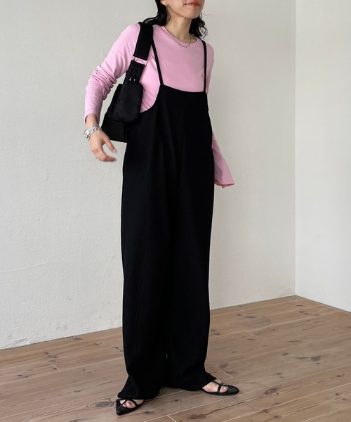 wee9s（ウィークス）の「Beginners salopette / ビギナーズサロペット,スクエアネック,ワイドシルエット（サロペット/オーバーオール・レディース・ベージュ/ブラック/チャコール・FREE）」の18枚目の写真