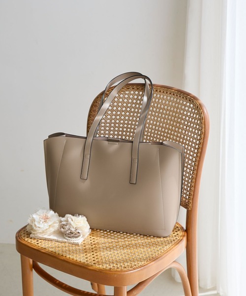 GLOBAL WORK（グローバルワーク）の「スペ軽撥水6ポケA4トート