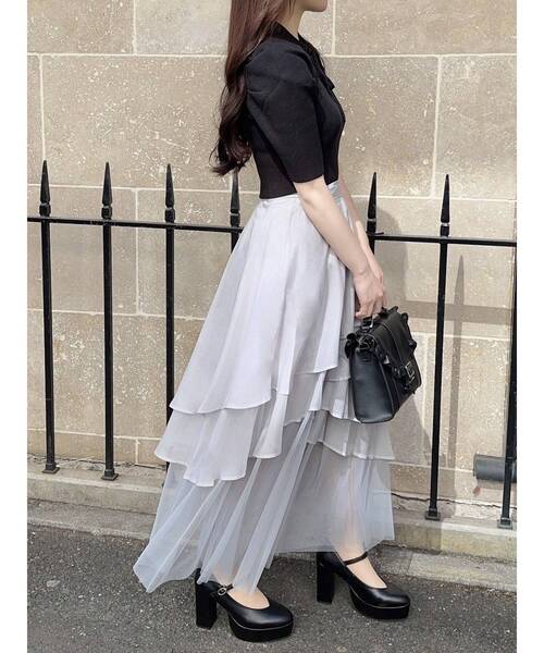 EATME（イートミー）の「レースアップカラーニットTOP（ニット/セーター・レディース・ブラック/オフホワイト/イエロー・FREE）」の4枚目の写真