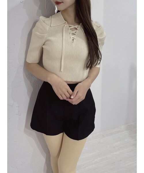 EATME（イートミー）の「レースアップカラーニットTOP（ニット/セーター・レディース・ブラック/オフホワイト/イエロー・FREE）」の11枚目の写真