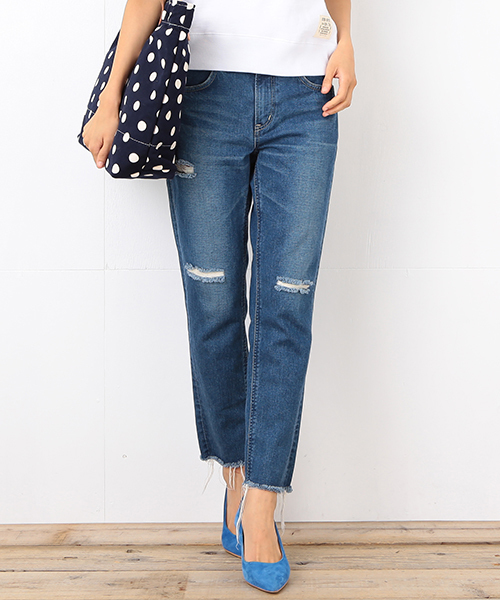 B:MING by BEAMS（ビーミングバイビームス）の「Lee×B:MING / 別注SLIMクラッシュデニム（デニムパンツ・レディース・ライトブルー・MEDIUM/SMALL/X-SMALL）」の3枚目の写真