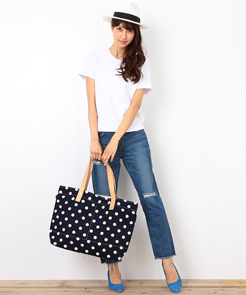 B:MING by BEAMS（ビーミングバイビームス）の「Lee×B:MING / 別注SLIMクラッシュデニム（デニムパンツ・レディース・ライトブルー・MEDIUM/SMALL/X-SMALL）」の16枚目の写真