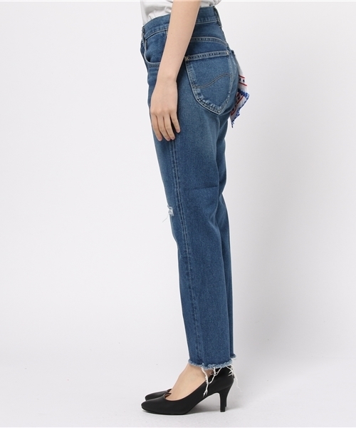 B:MING by BEAMS（ビーミングバイビームス）の「Lee×B:MING / 別注SLIMクラッシュデニム（デニムパンツ・レディース・ライトブルー・MEDIUM/SMALL/X-SMALL）」の18枚目の写真