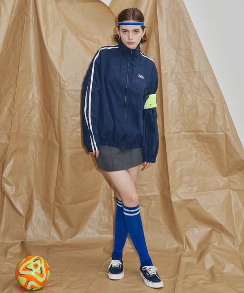 Auntie Rosa Holiday（アンティローザホリデー）の「ナイロントラックジャケット（ブルゾン・レディース・ネイビー/ブラック・FREE）」の8枚目の写真