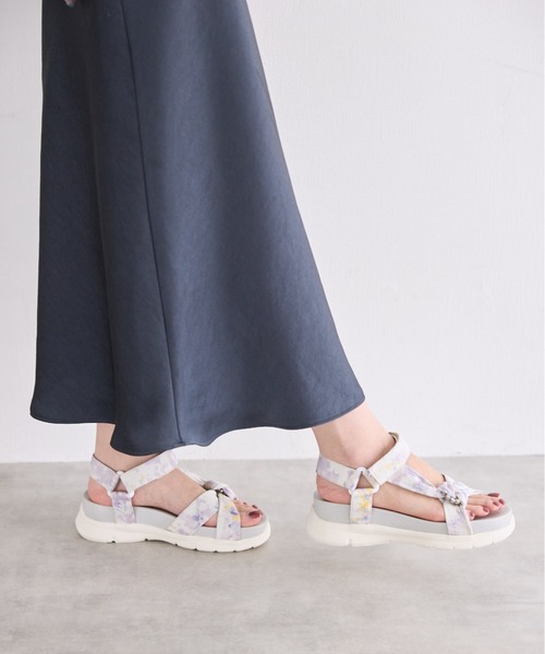 JELLY BEANS（ジェリービーンズ）の「ビジューターバンスポーツサンダル(215-30121)JELLY BEANS(ジェリービーンズ)（サンダル・レディース・マルチ/アイボリー/ブラック・S/L/M）」の6枚目の写真