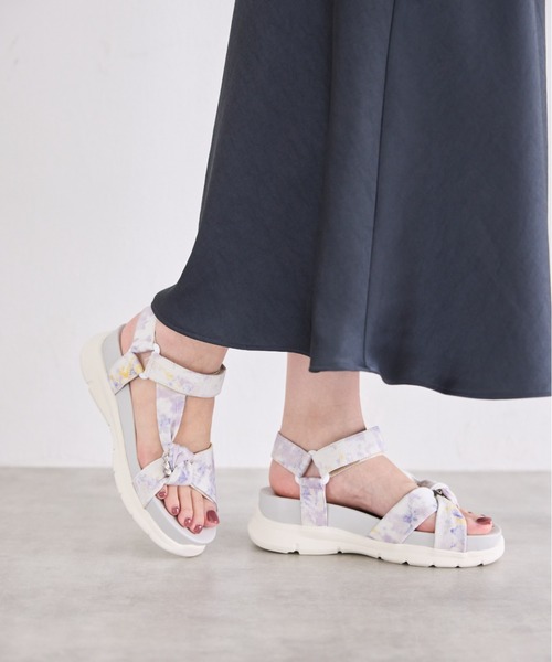 JELLY BEANS（ジェリービーンズ）の「ビジューターバンスポーツサンダル(215-30121)JELLY BEANS(ジェリービーンズ)（サンダル・レディース・マルチ/アイボリー/ブラック・S/L/M）」の5枚目の写真