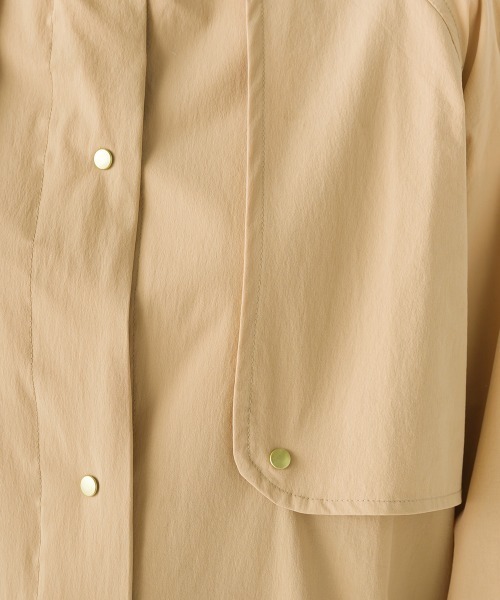 OMNES(オムネス)の「ナイロンストレッチ ガンフラップロングコート(その他アウター・レディース・ベージュ/カーキ/ブラック・FREE)」の13枚目の写真