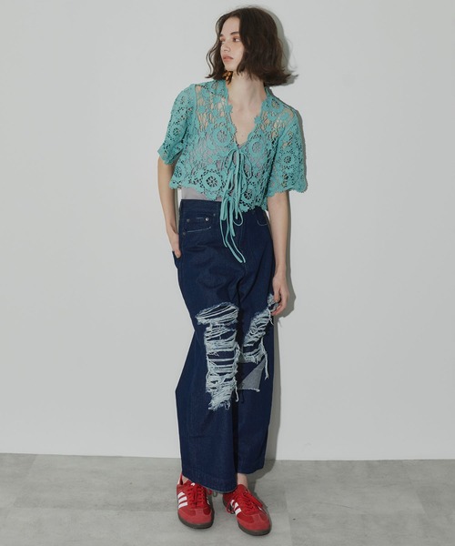 J1U by LA BELLE ETUDE（ジユウバイラベルエチュード）の「オリジナルクロシェニットハーフスリーブカーディガン（カーディガン/ボレロ・レディース・ホワイト/ブルー/ブラック・FREE）」の16枚目の写真