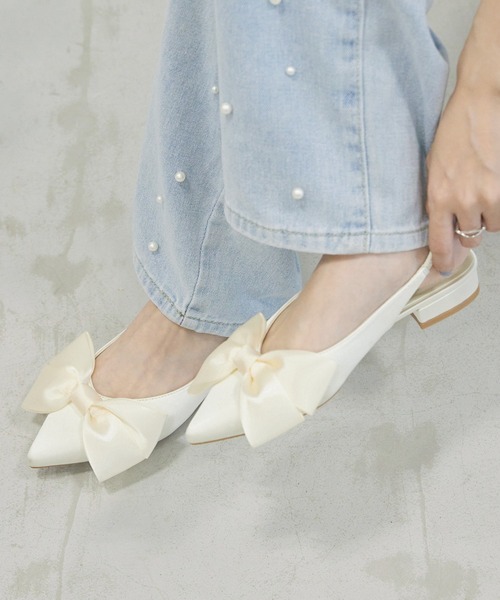 Futier land(フューティアランド)の「サテンビッグリボンミュール(サンダル・レディース・アイボリー/ブラック/シルバー・36/37/38/39/40)」の11枚目の写真