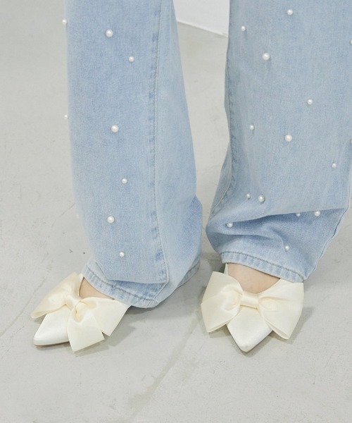 Futier land(フューティアランド)の「サテンビッグリボンミュール(サンダル・レディース・アイボリー/ブラック/シルバー・36/37/38/39/40)」の14枚目の写真