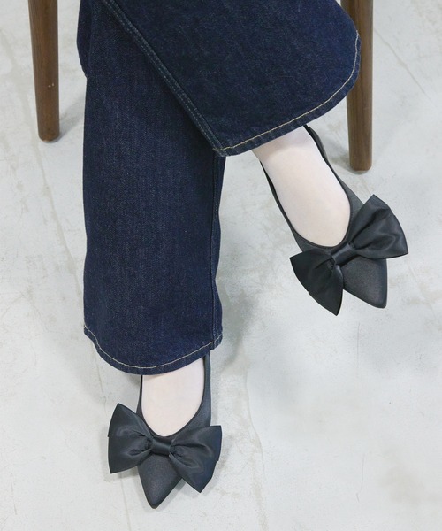 Futier land(フューティアランド)の「サテンビッグリボンミュール(サンダル・レディース・アイボリー/ブラック/シルバー・36/37/38/39/40)」の18枚目の写真