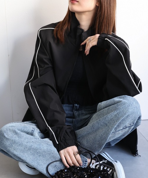 セール】＜ユニセックス＞サイドライン ナイロントラック